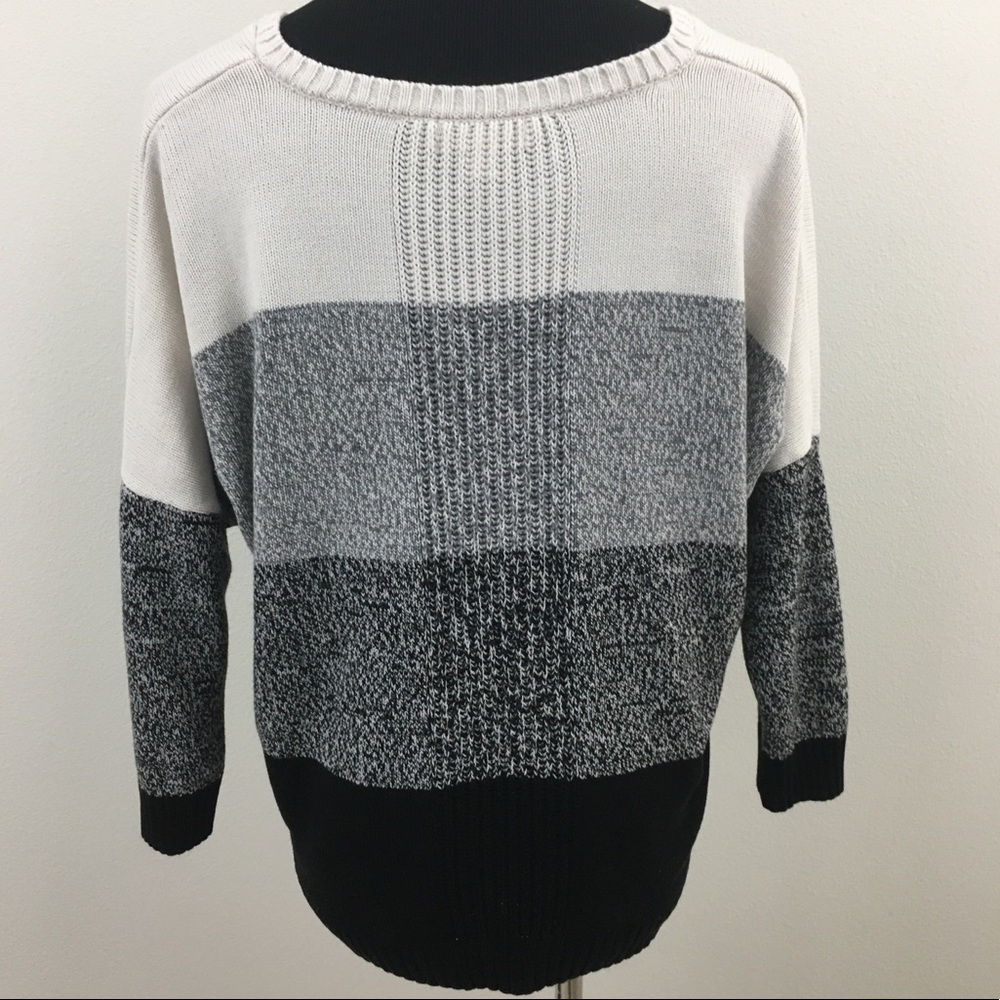 New York & Co | Color Block Cable Knit Sweater - Picture 7 of 9